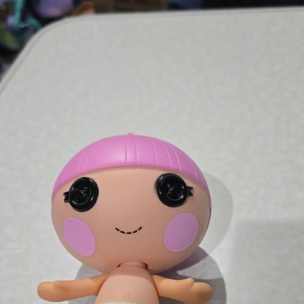 lalaloopsy littles trinket
